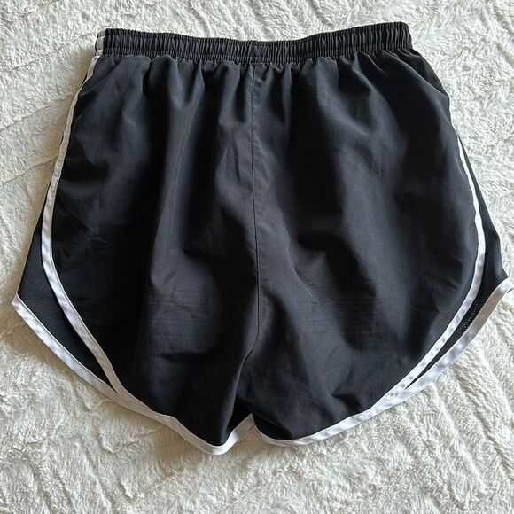 Nike dri-fit black lined running workout shorts. Size X-Small‎ - Picture 3 of 4